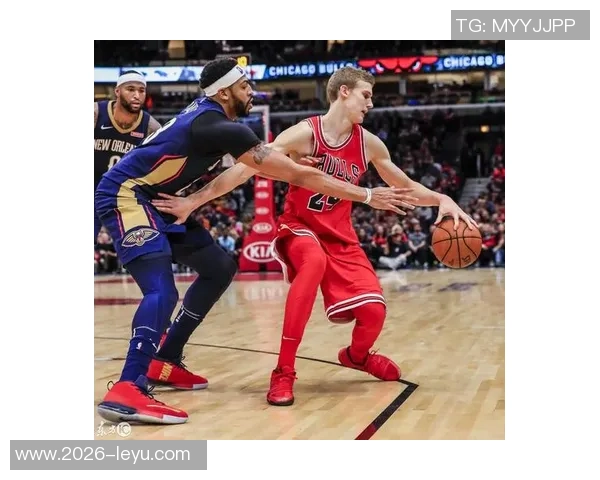 安芬尼西蒙斯表现平平15投5中三分8投3中贡献17分4篮板5助攻正负值12 安芬尼西蒙斯表现平平15投5中三分8投3中贡献17分4篮板5助攻正负值12