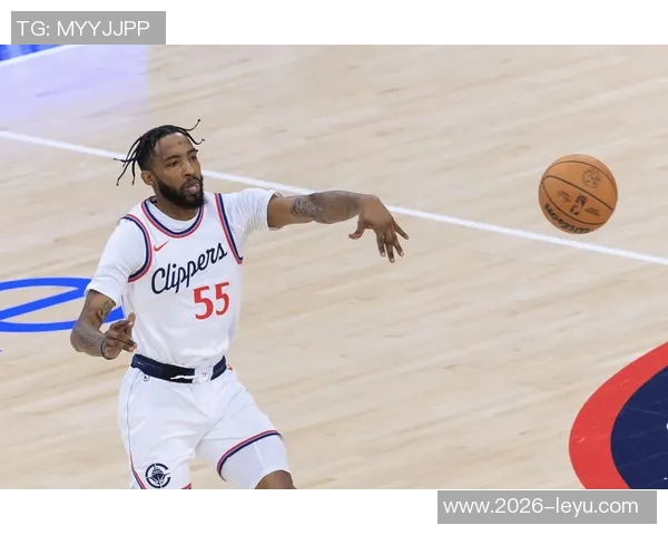 快船薪资压力与战绩下滑并存未来前景堪忧令人担忧 快船薪资压力与战绩下滑并存未来前景堪忧令人担忧