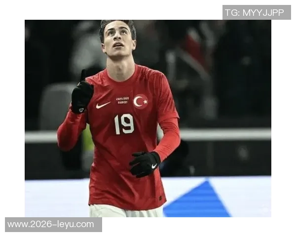 英媒报道阿森纳切尔西与伊尔迪兹代表会谈潜在转会事宜 英媒报道阿森纳切尔西与伊尔迪兹代表会谈潜在转会事宜